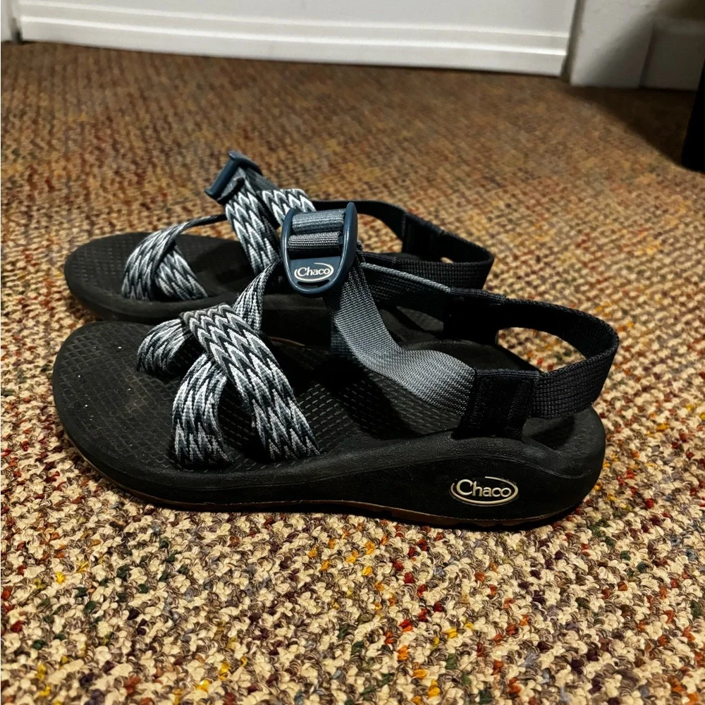 Chacos - Picture 3 of 4